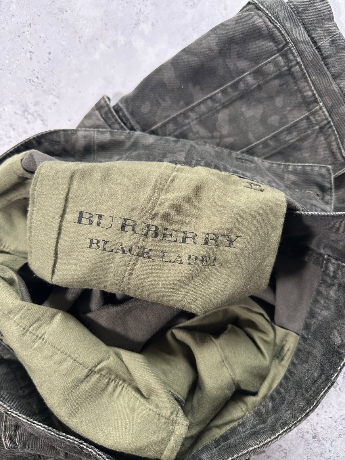 Burberry Black Label 2010 Woodland Camo Shorts (Waist 30” / 76cm)