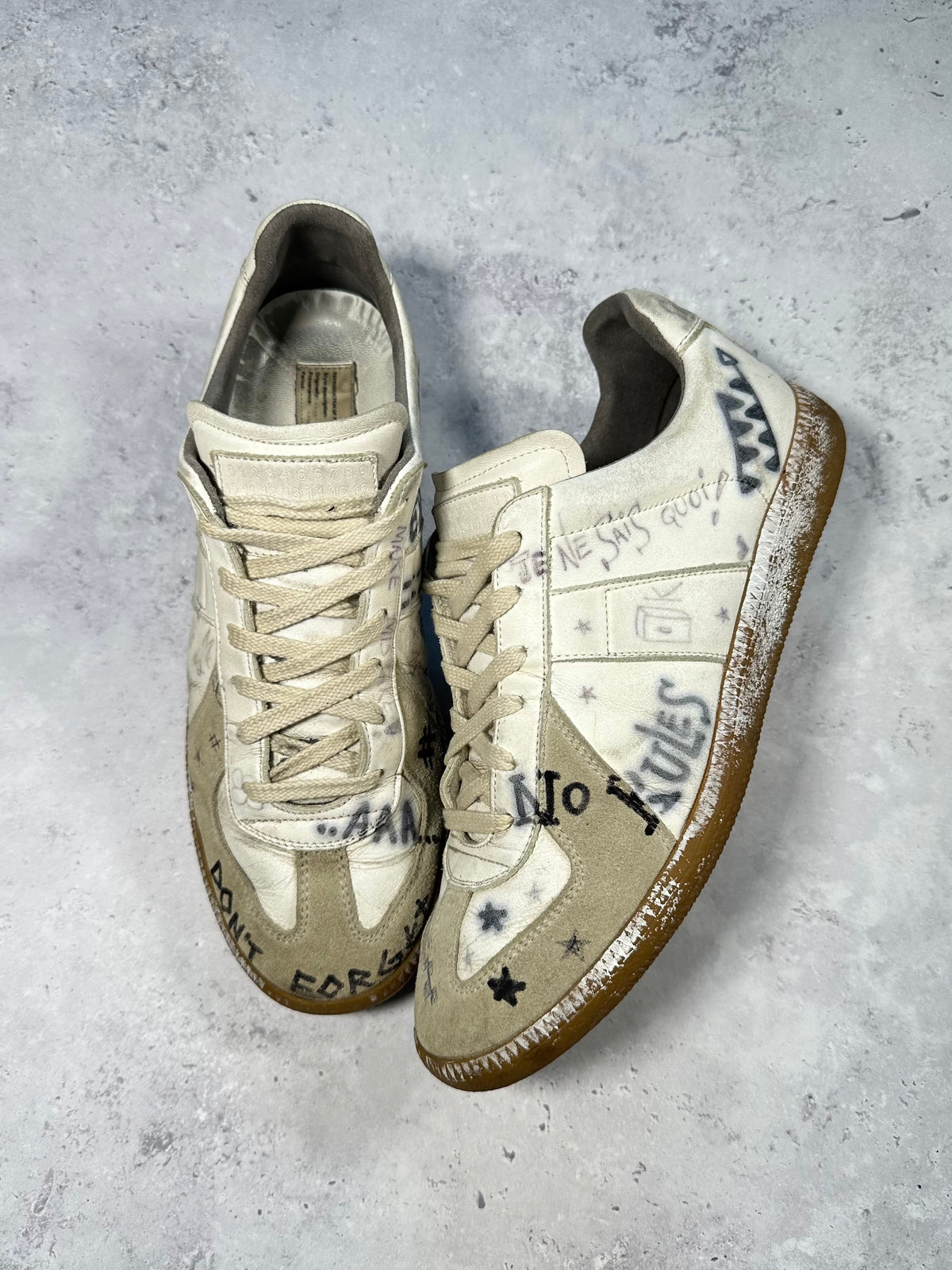 Maison Margiela 2020 Vintage Graffiti GAT Low Sneakers (EU41 / UK7 / US8, Insole Measures 27cm)