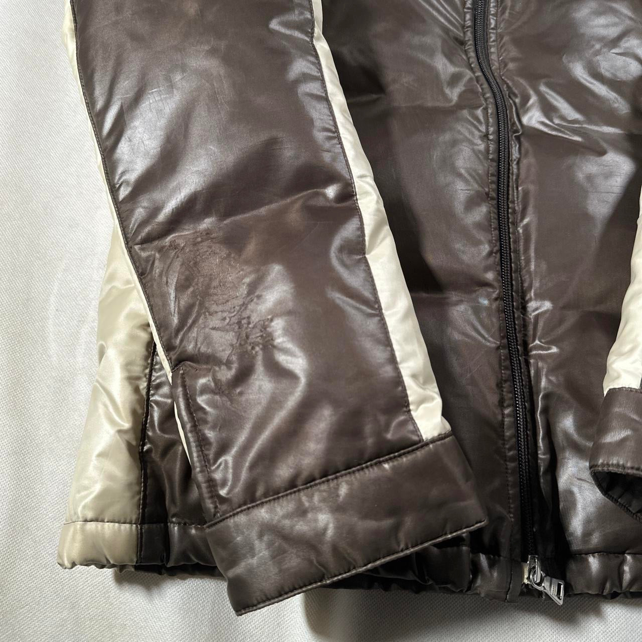 00’s Burberry Black Label Down Puffer Jacket (M&LL available)