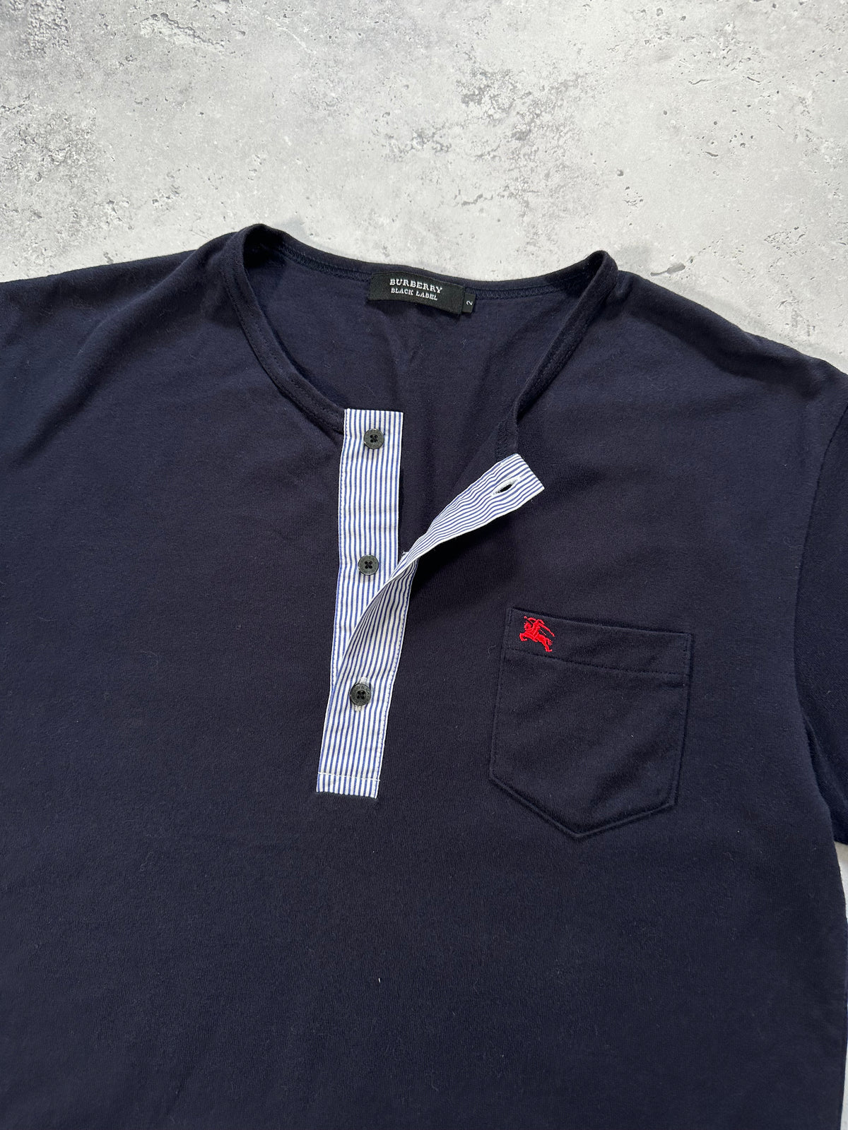 Burberry Black Label 2008 Cotton Henley T-shirt (S-M)