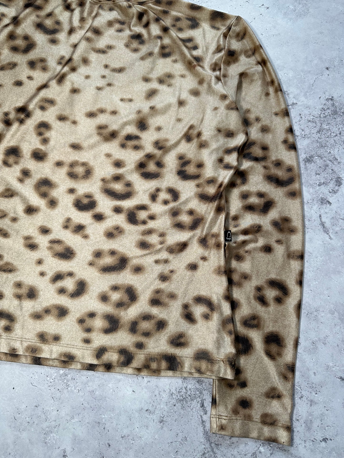 Roberto Cavalli 2000s Leopard Print Stretch Longsleeve Tshirt (M)