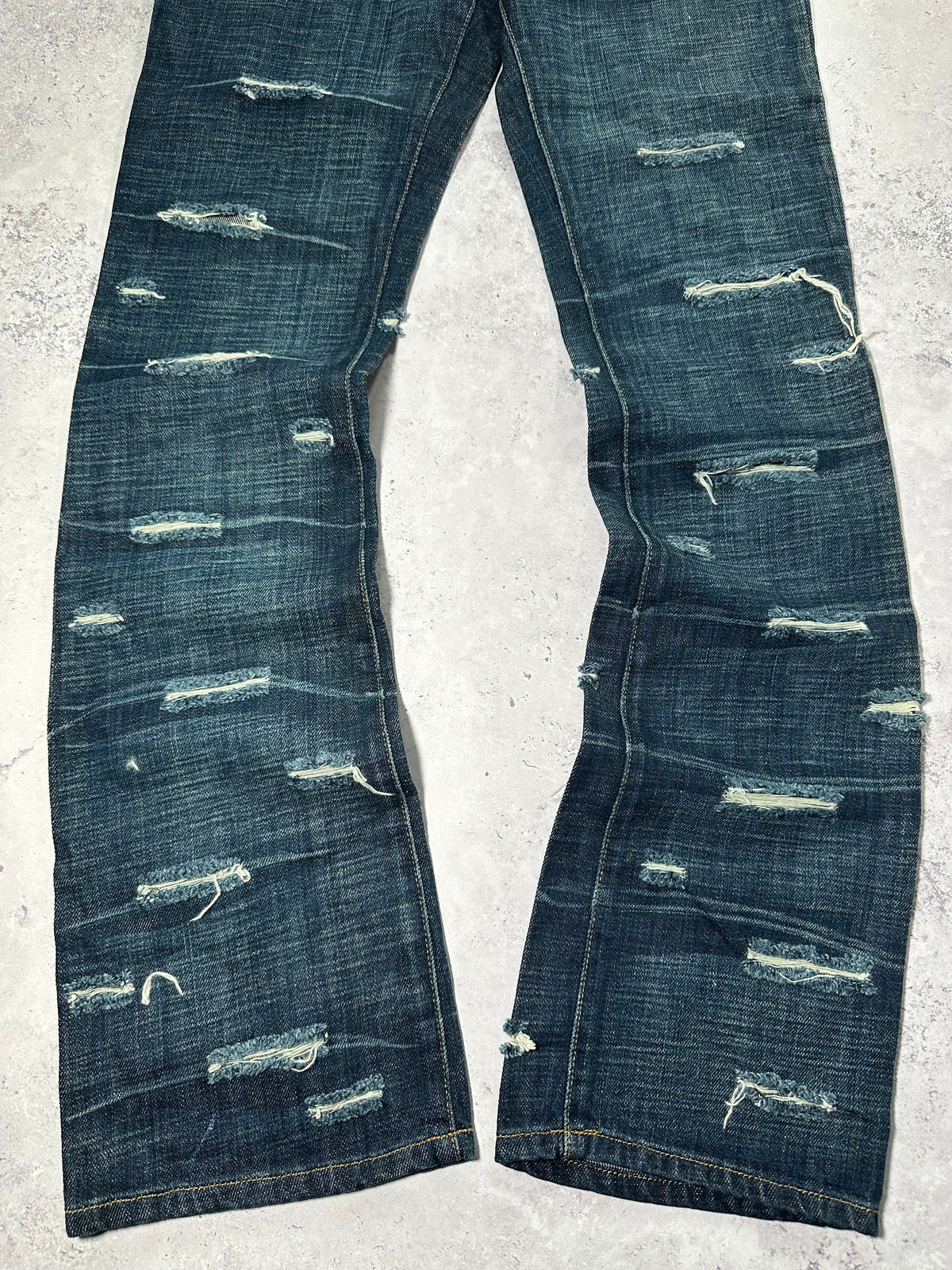 Roberto Cavalli 2008 Distressed Denim Jeans (27x32)