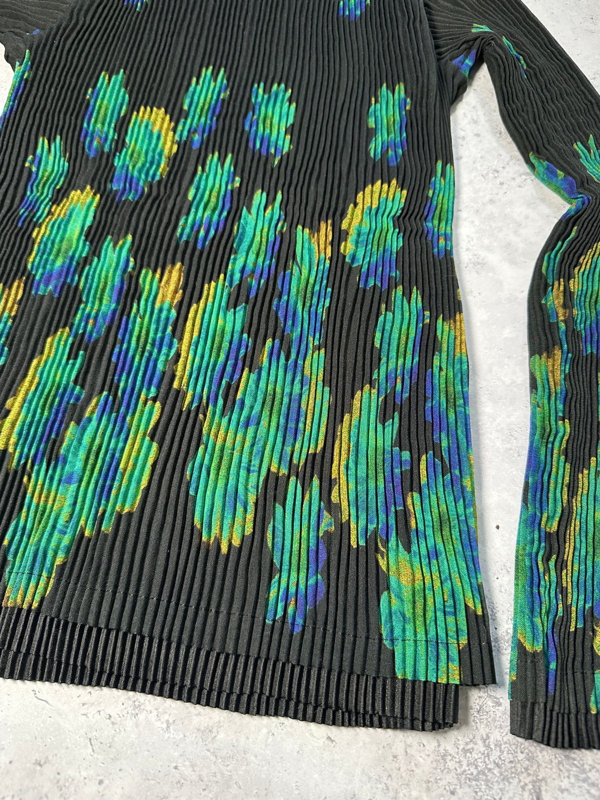 Issey Miyake Pleats Please AW2000 Floral Longsleeve Tshirt