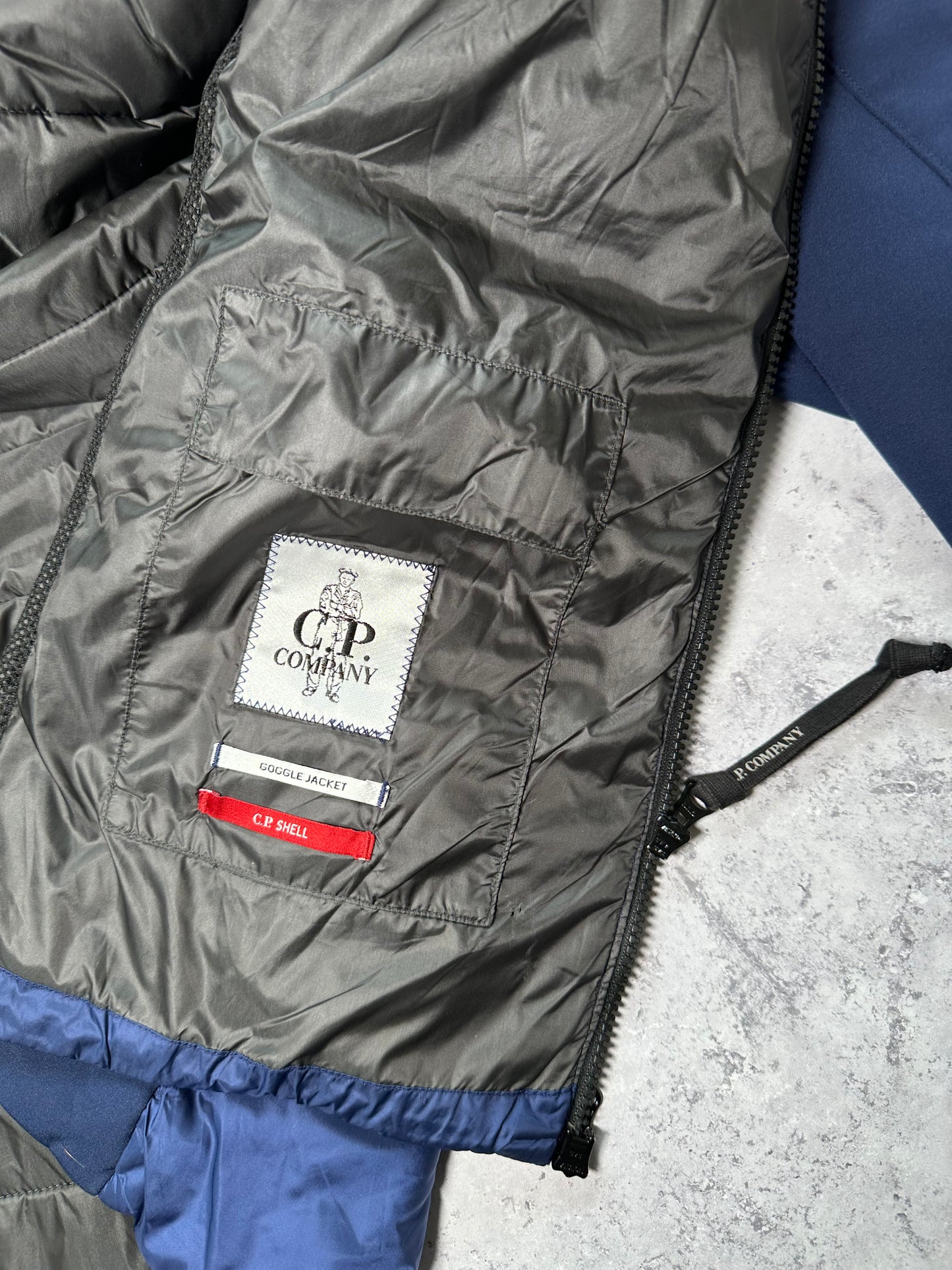CP Company Soft Shell Goggle Puffer Jacket (XL)