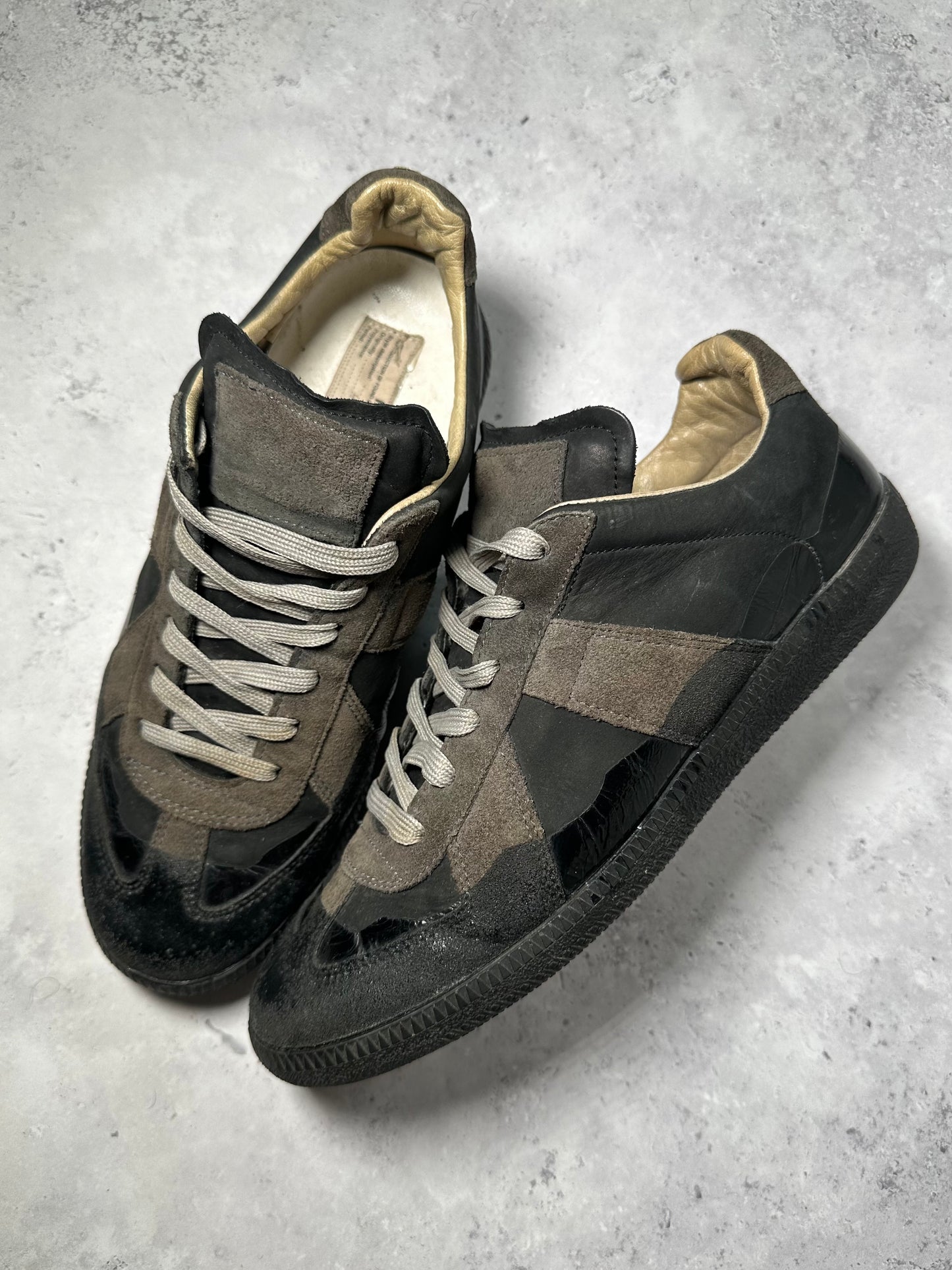 Maison Margiela Dipped Paint GAT Low Sneakers (EU 41 / UK 7-7.5 / US 8-8.5)