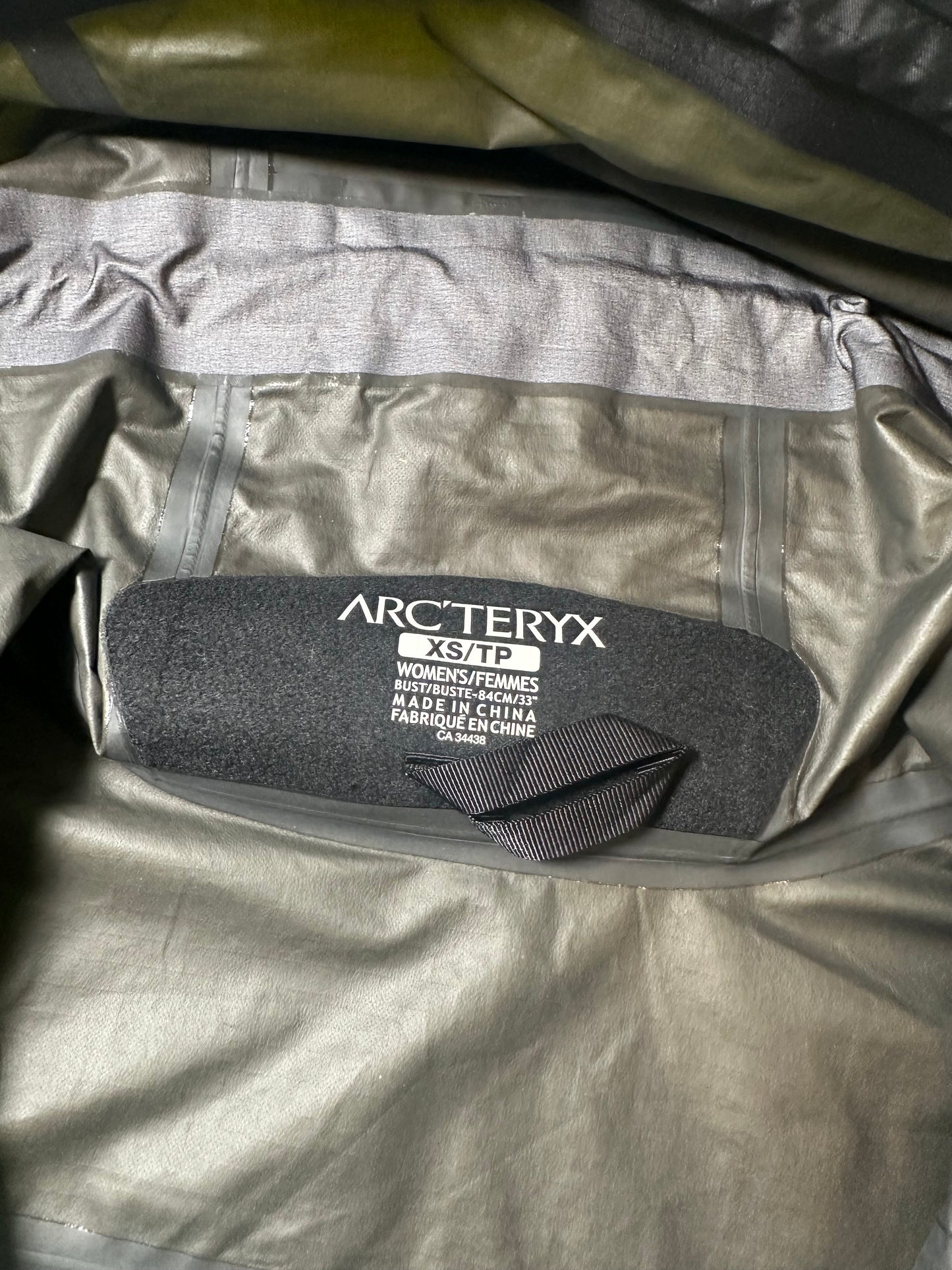 Arc’teryx Zeta SL Neon / Lime Green Goretex Jacket