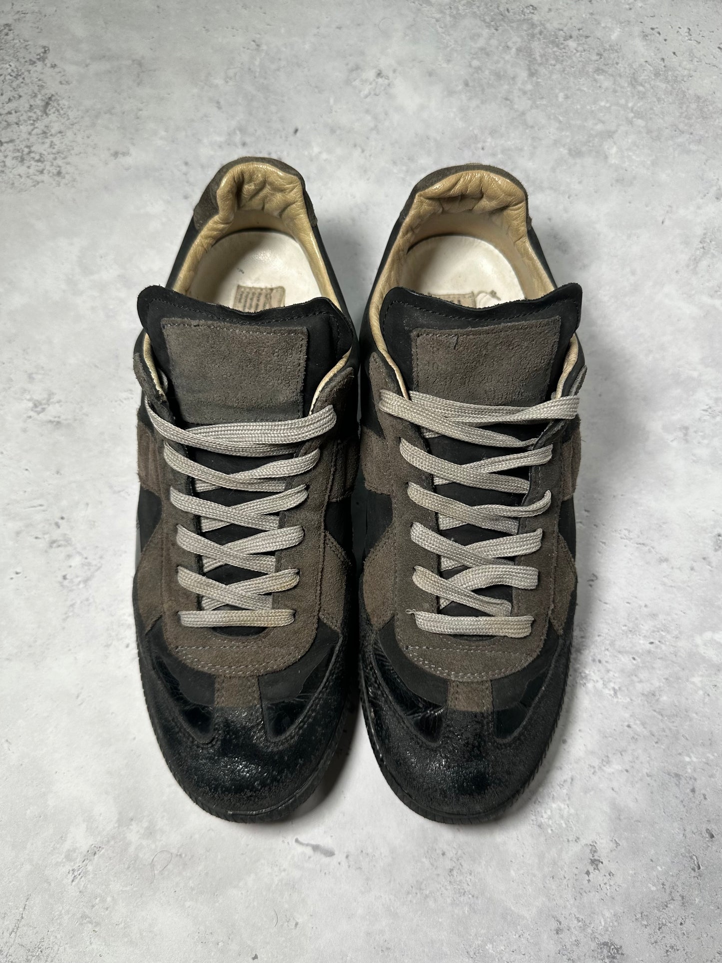 Maison Margiela Dipped Paint GAT Low Sneakers (EU 41 / UK 7-7.5 / US 8-8.5)
