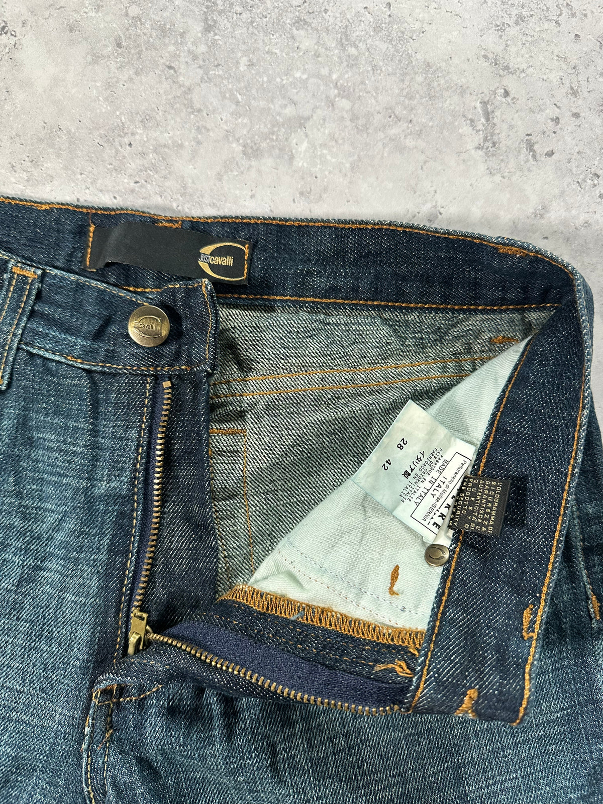 Roberto Cavalli 2008 Distressed Denim Jeans (27x32)
