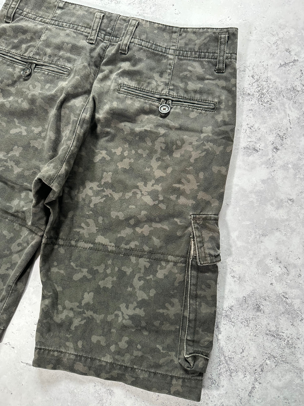 Burberry Black Label 2010 Woodland Camo Shorts (Waist 30” / 76cm)