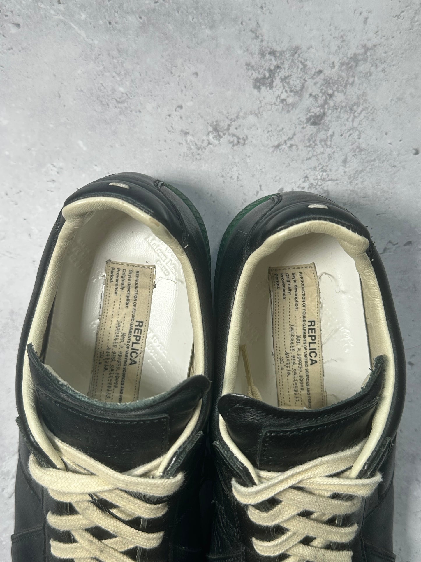 Maison Margiela GAT Low Black Leather Sneakers (EU40)