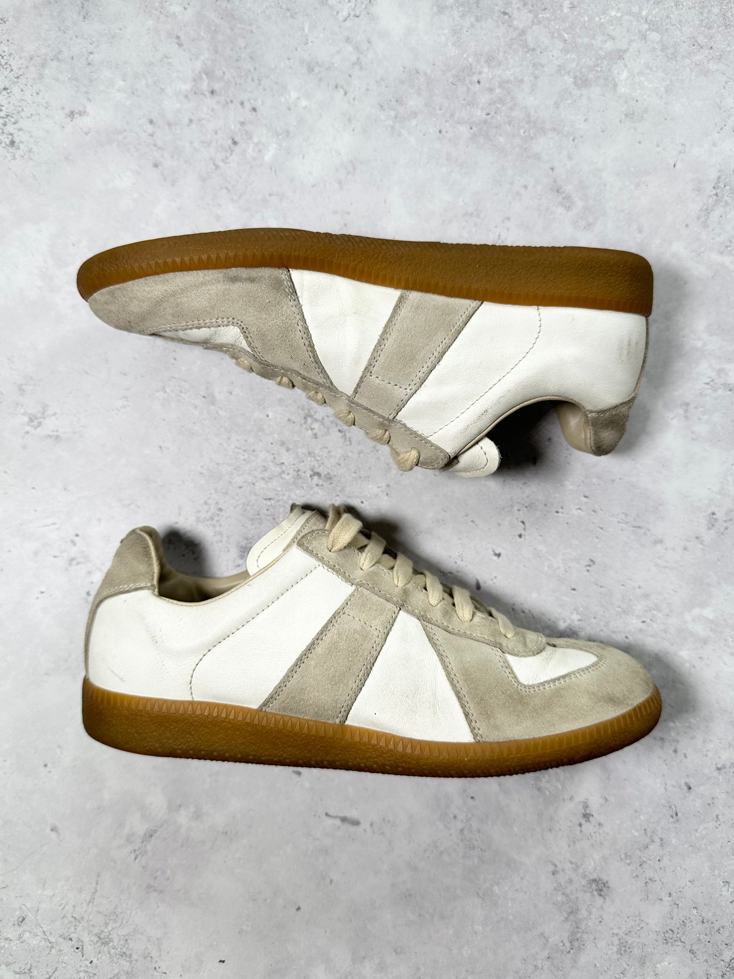 Maison Margiela GAT Low Sneakers (EU37 / UK 4-4.5/ US 5-5.5, insole is approx 24.5cm)