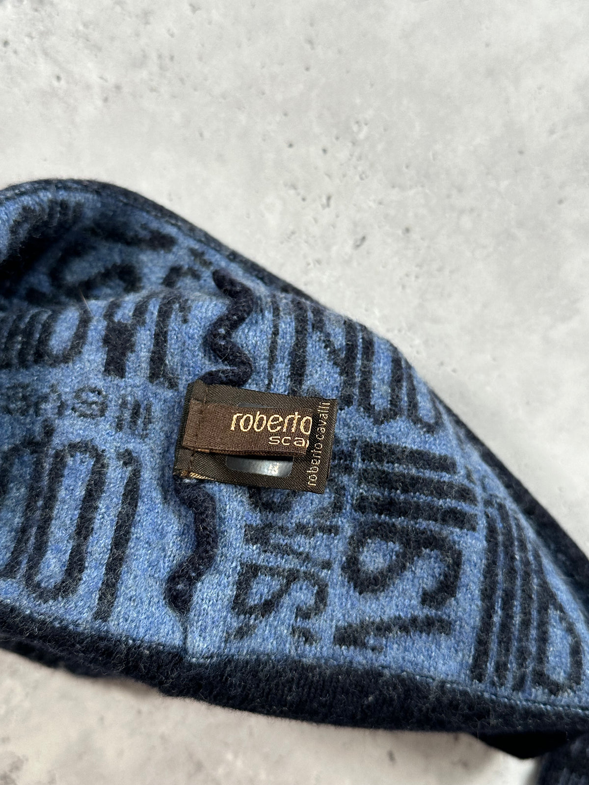 Roberto Cavalli 2010s Beanie & Scarf Set