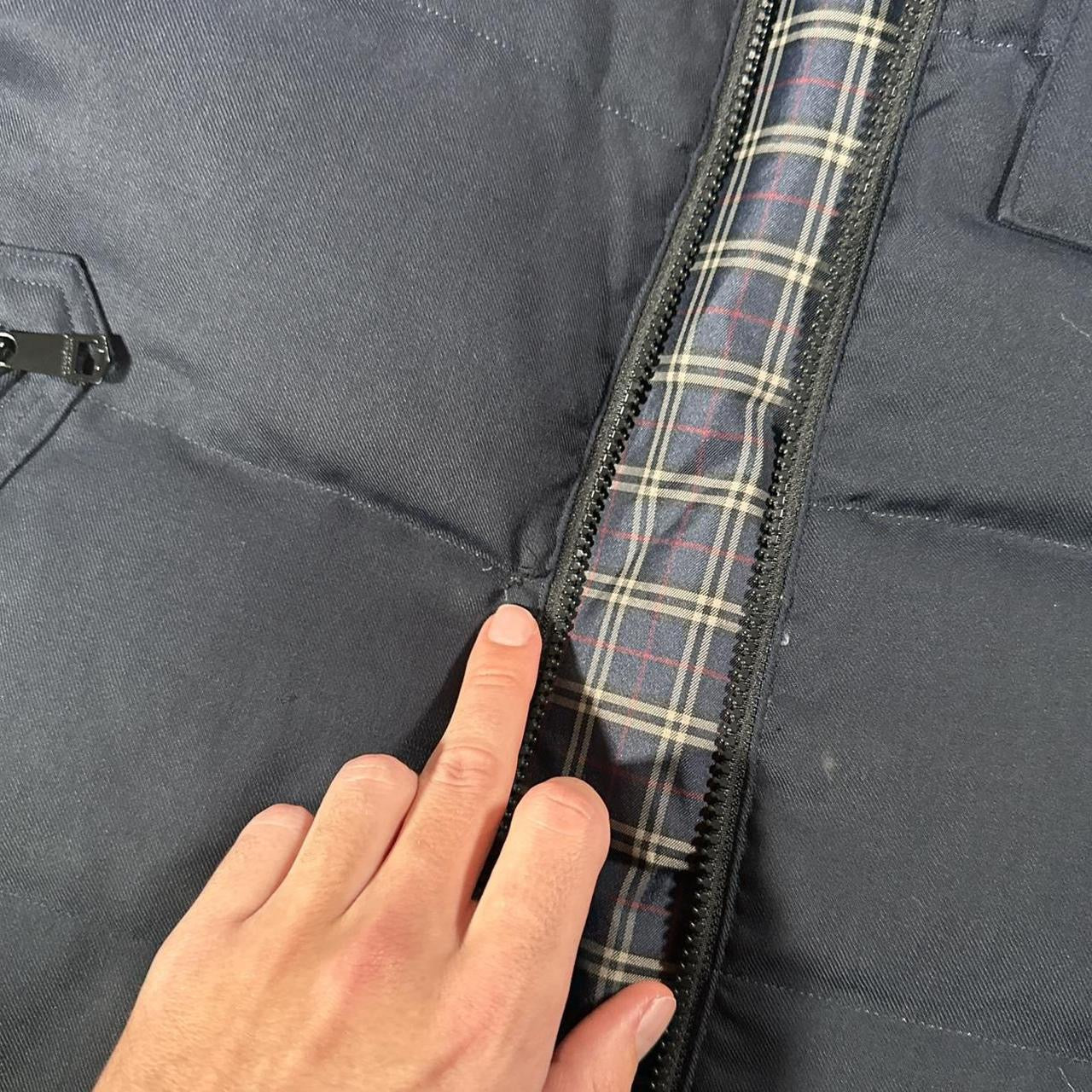 00’s Burberry Black Label Fur Hood Down Puffer Jacket (LL)