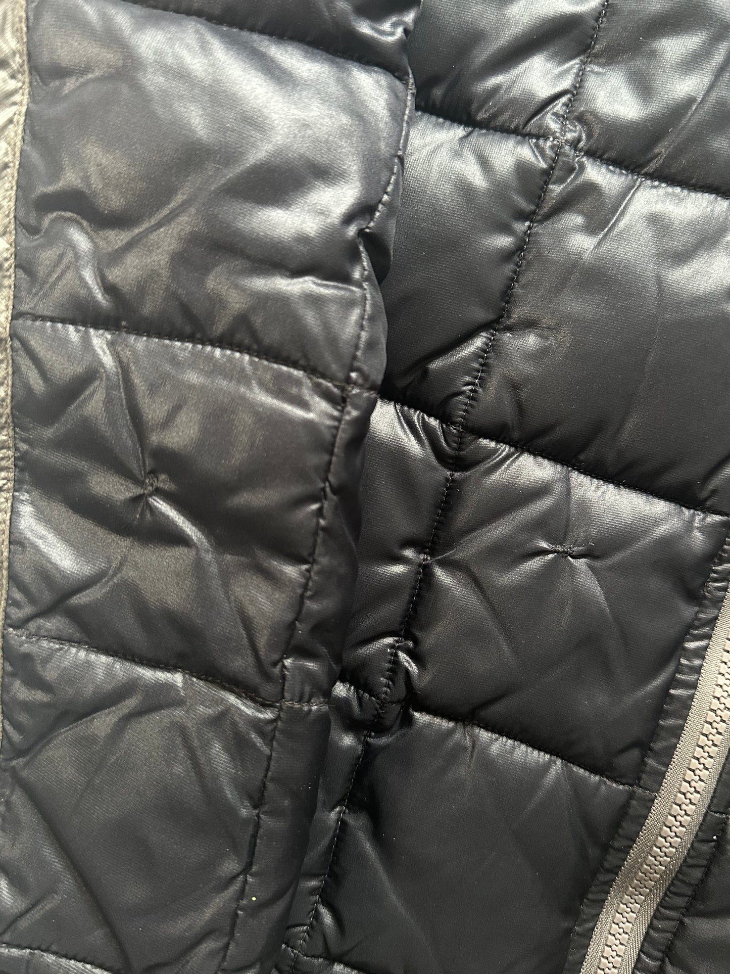 Armani Jeans 2000s Square Stitch Down Puffer Jacket (L/M)