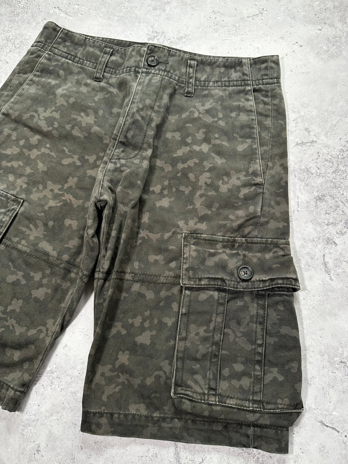 Burberry Black Label 2010 Woodland Camo Shorts (Waist 30” / 76cm)