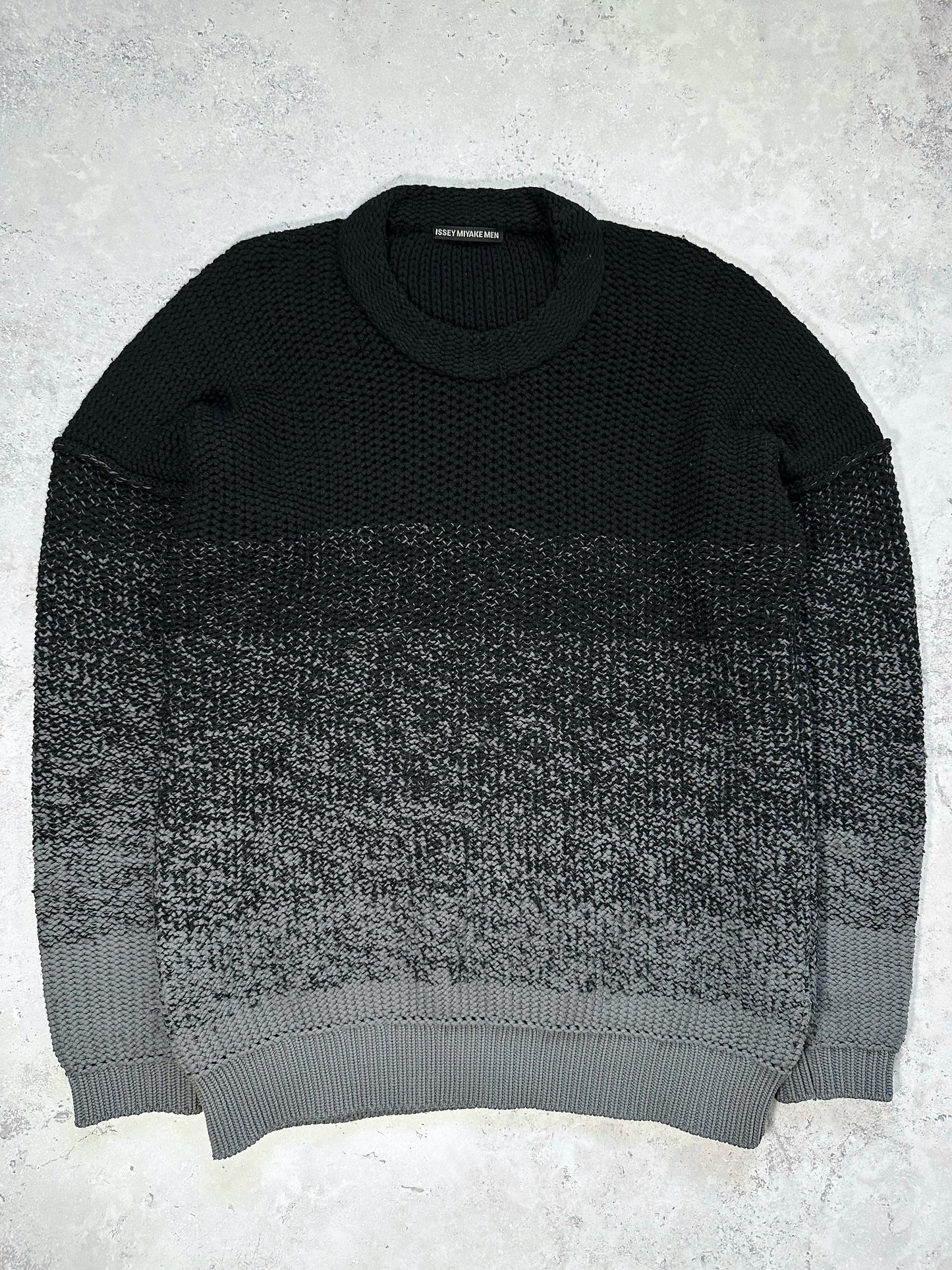 Issey Miyake AW2019 Cozy Zen Gradient Sweatshirt (L)