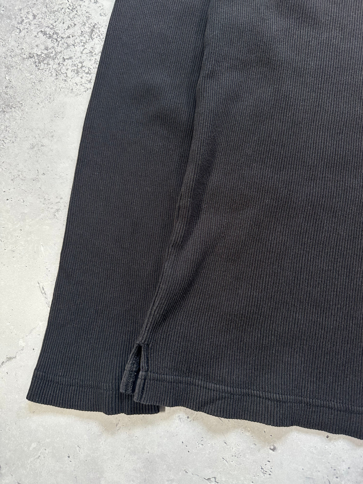 Burberry Black Label 2009 Ribbed Cotton Longsleeve Henley Tshirt (M)