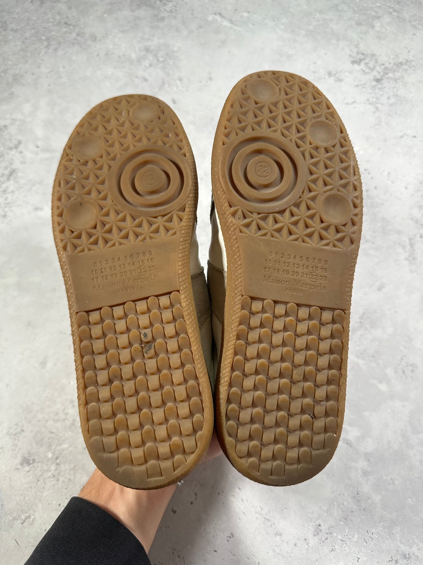 Maison Margiela GAT Low Sneakers (EU37 / UK 4-4.5/ US 5-5.5, insole is approx 24.5cm)