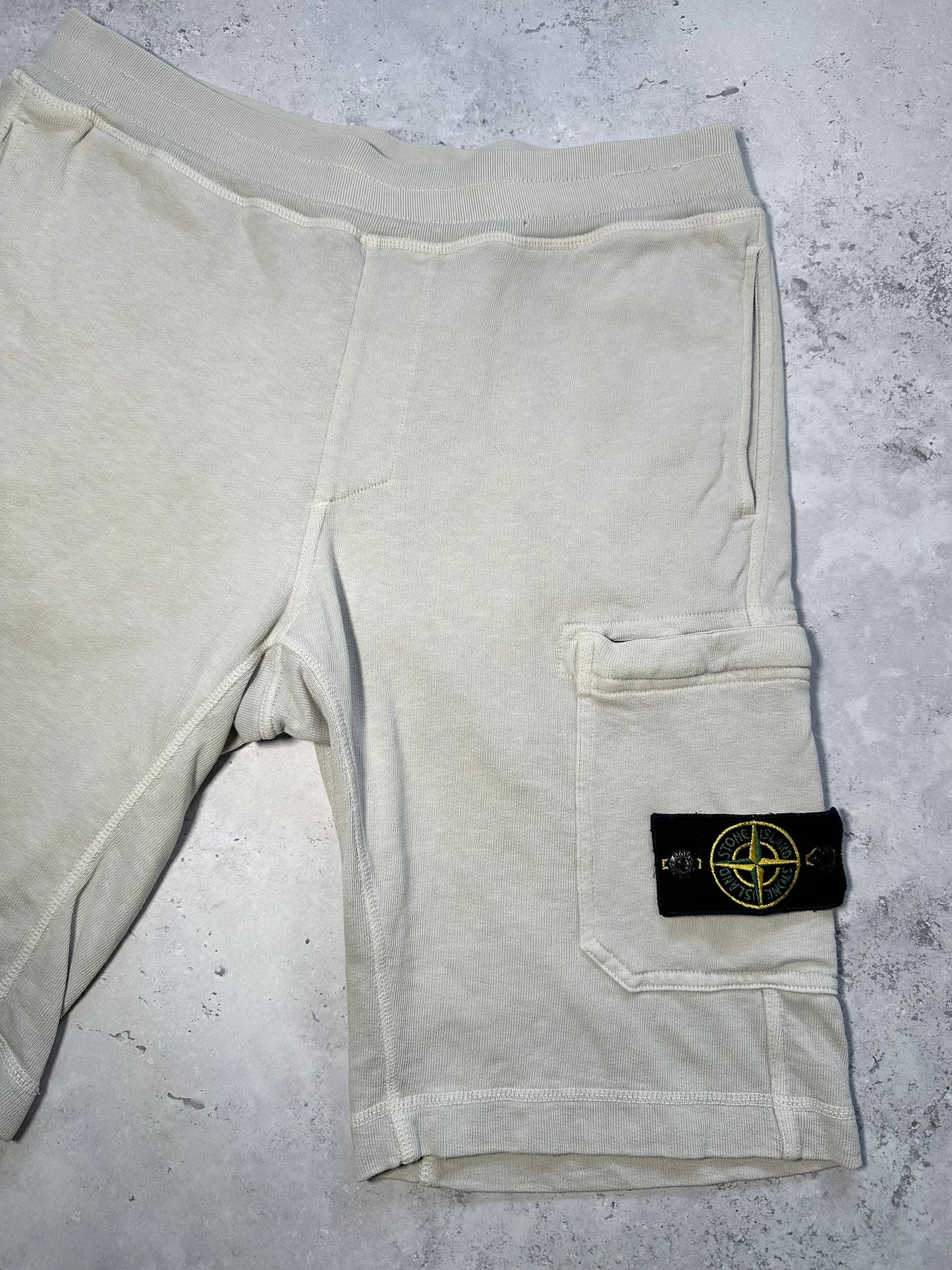 Stone Island Cotton Pocket Shorts in Cream (W30)